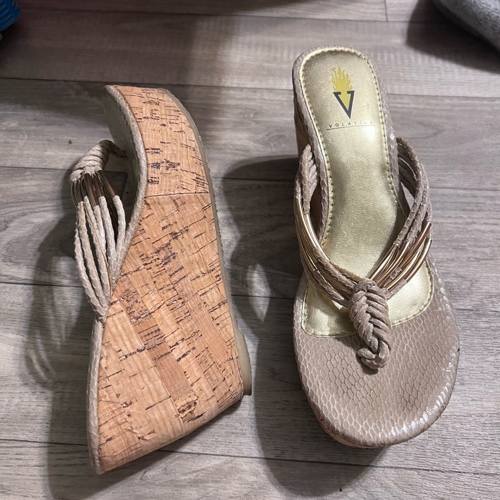 Wedge sandals